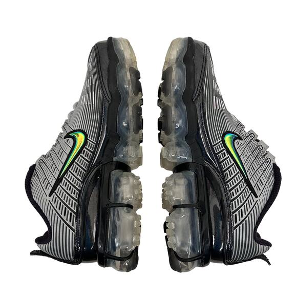 Nike Air VaporMax 360 Metallic Silver Sneakers Sz 6 - Picture 7 of 9